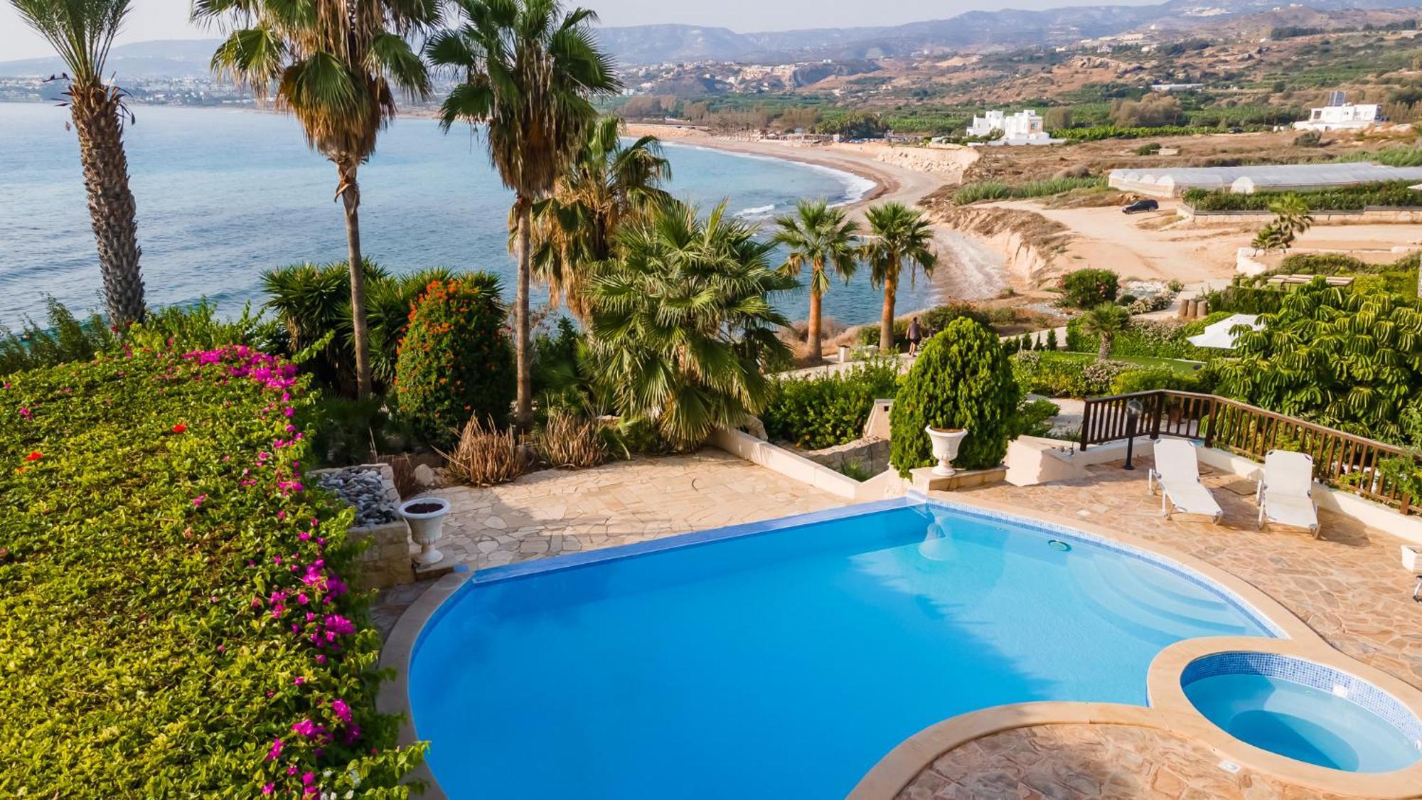 Beach Front Villa Mer Blu By Ezoria Villas Coral Bay Esterno foto